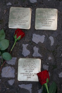 Stolpersteine Web